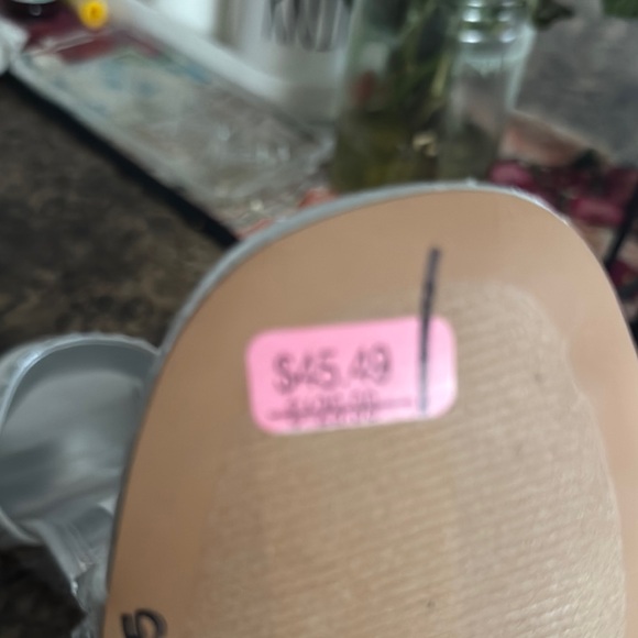 ONLY. 32. Steve Madden Silver Rhinestone Mules. - Picture 7 of 9